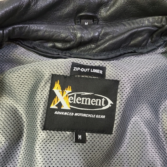 Xelement B8000 leather jacket - Picture 6 of 9